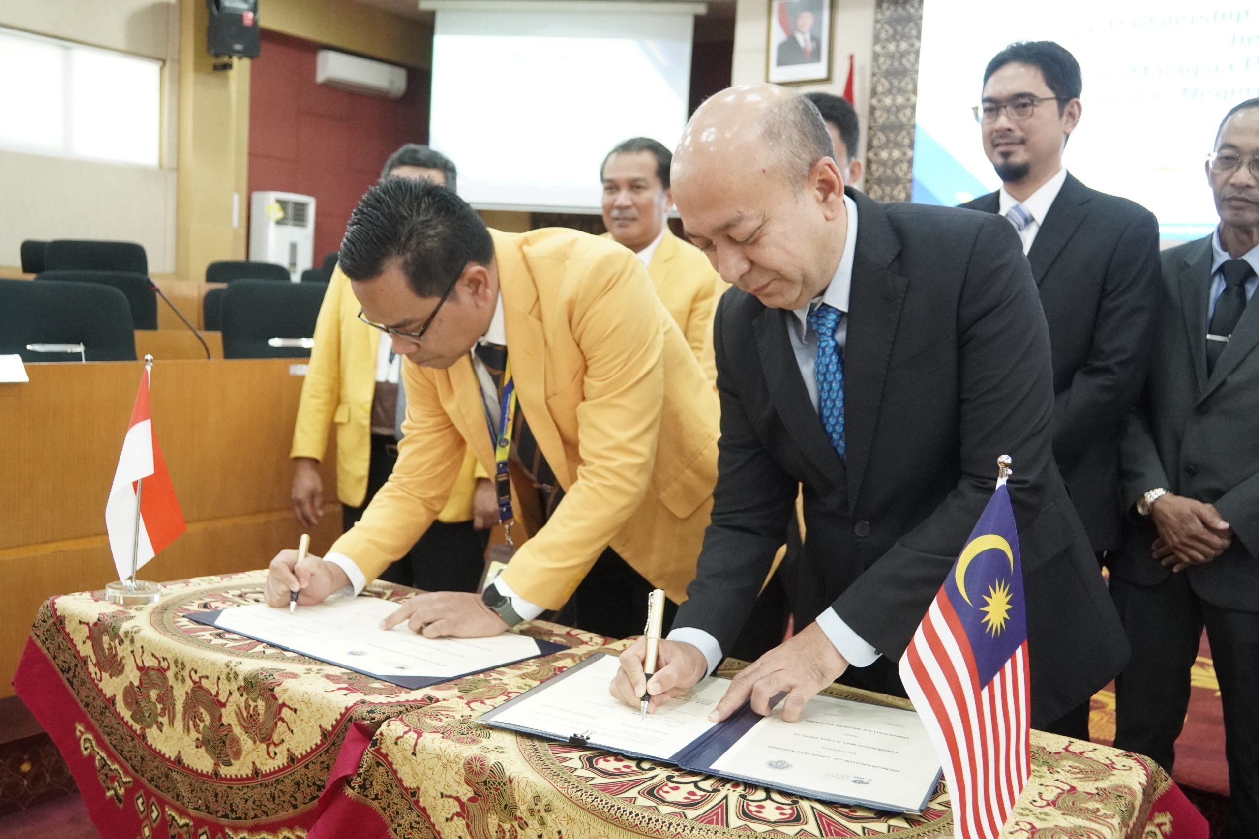 Teken MoU, UNP dan Universiti Malaysia Perlis Kembangkan Program Akademik Berdampak bagi Mahasiswa dan Dosen