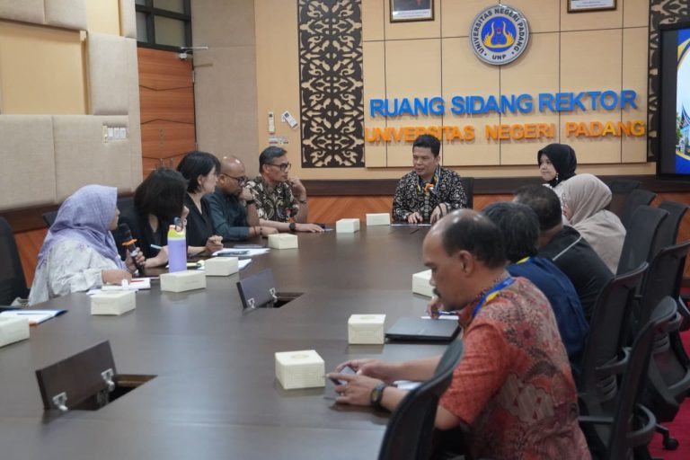 Penjajakan Kerjasama UNP dengan Provinsi Jeonbuk, Korea Selatan. (Foto: Dian Melsa/ Kantor Komunikasi dan Pemasaran Strategis)