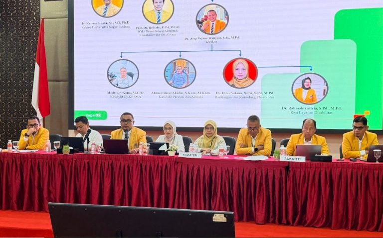 Direktorat UNP saat mempresentasikan Program Kerja pada Rakor UNP hari kedua, Selasa (21/7/2026). (Foto: Furqanul Hamdi/ Kantor Komunikasi dan Pemasaran Strategis)