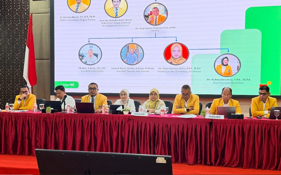 Direktorat UNP saat mempresentasikan Program Kerja pada Rakor UNP hari kedua, Selasa (21/7/2026). (Foto: Furqanul Hamdi/ Kantor Komunikasi dan Pemasaran Strategis)