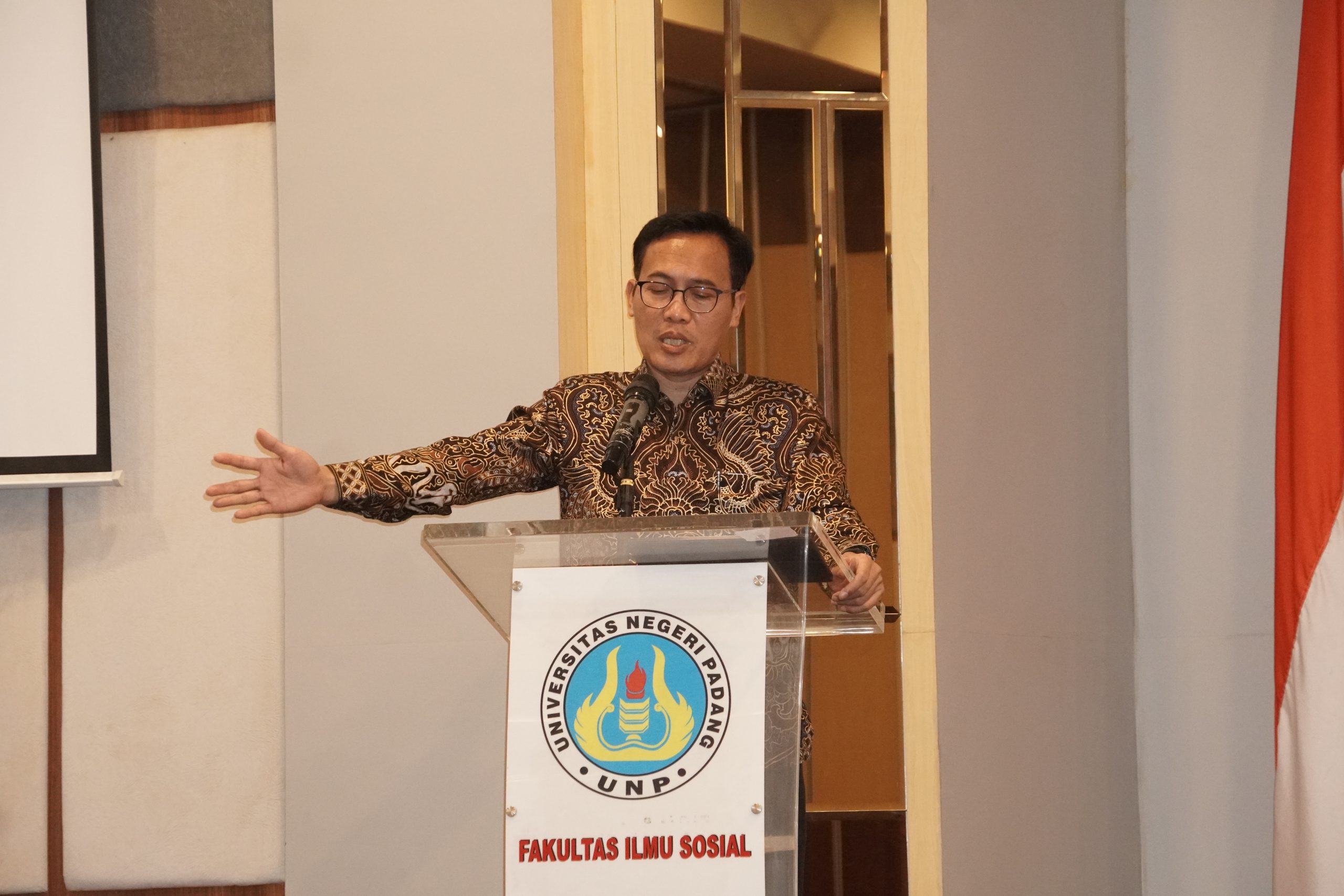 Kuliah Umum Bersama Sekretaris Utama BKKBN RI