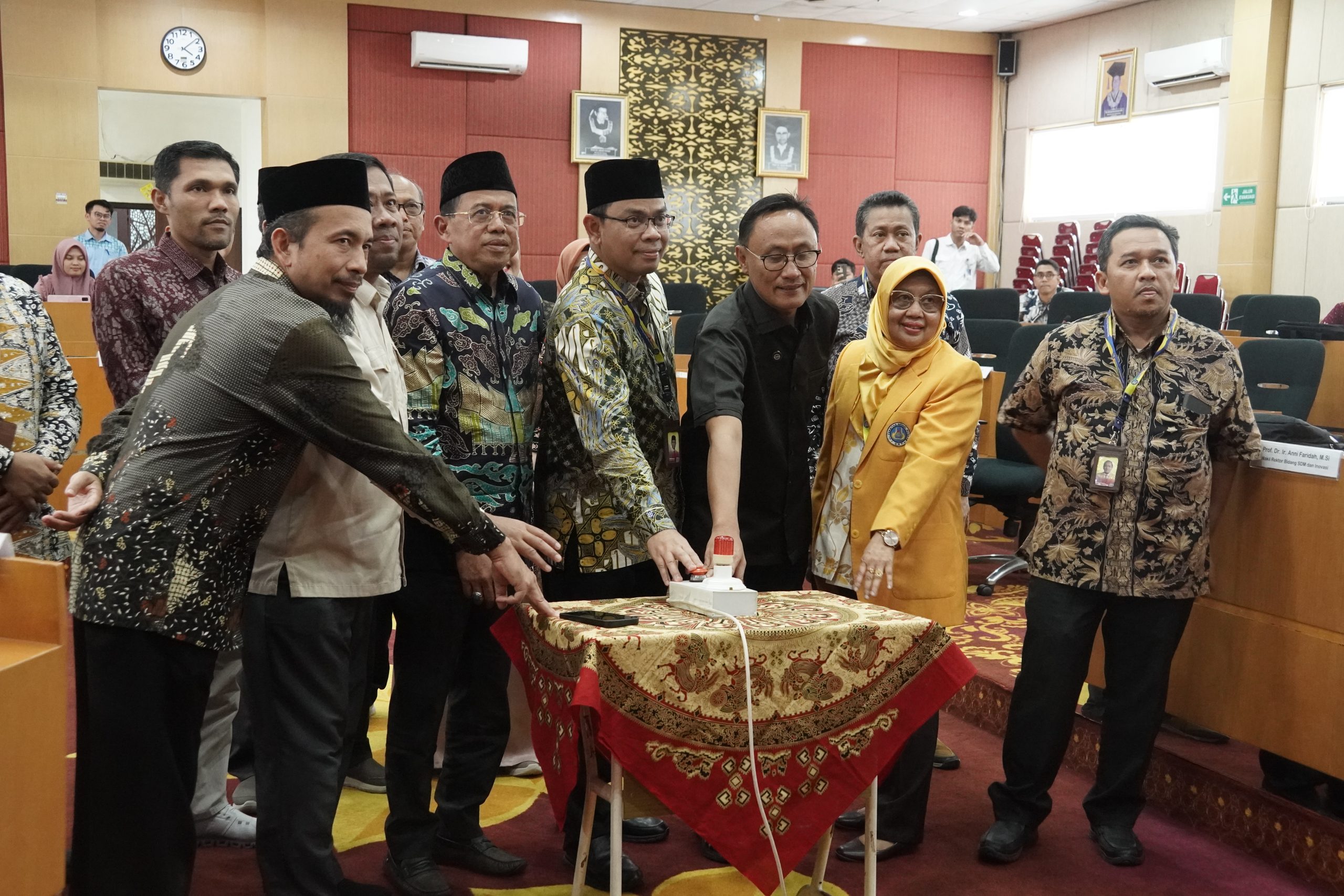 Kick Off Zona KHAS: UNP Perkuat Ekosistem Halal, Gandeng BPJPH dan Korea Halal Authority